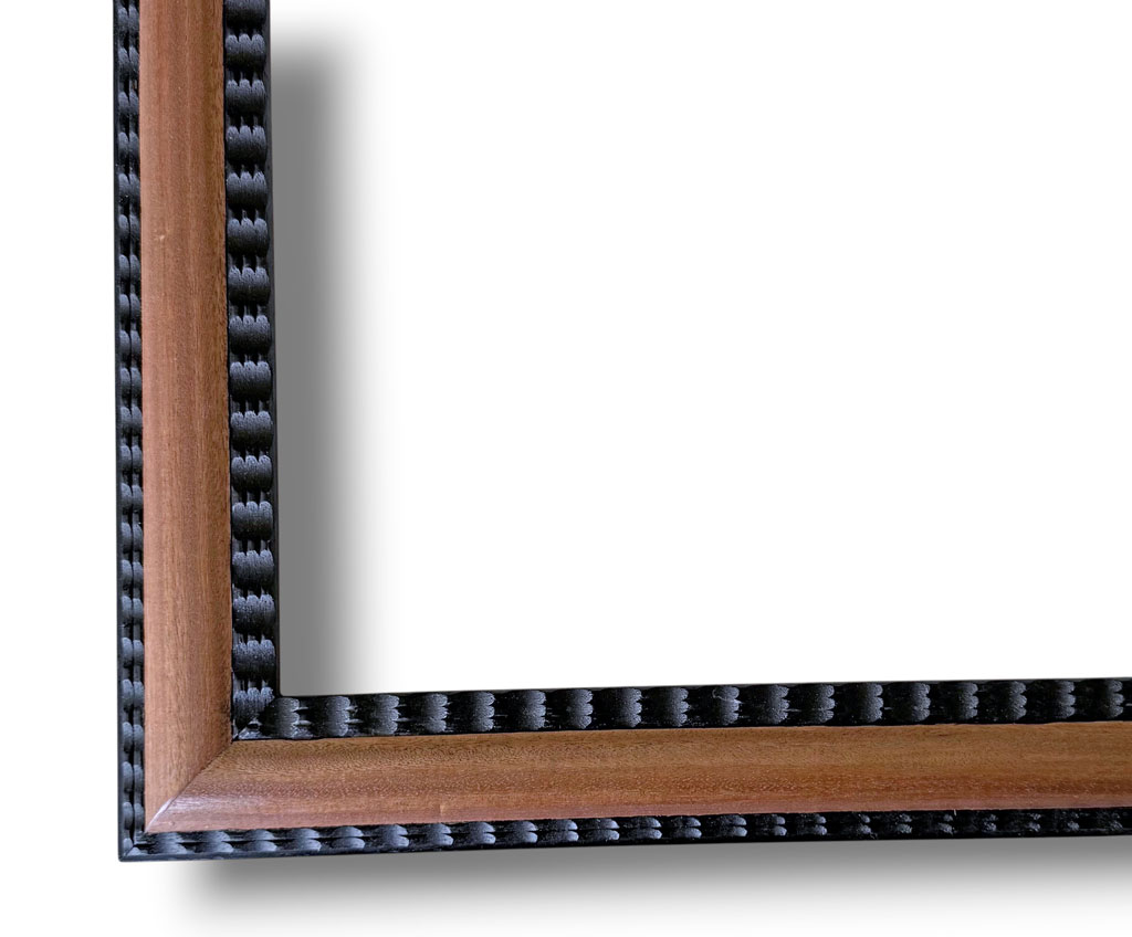 Delia Guilloché noir placage acajou