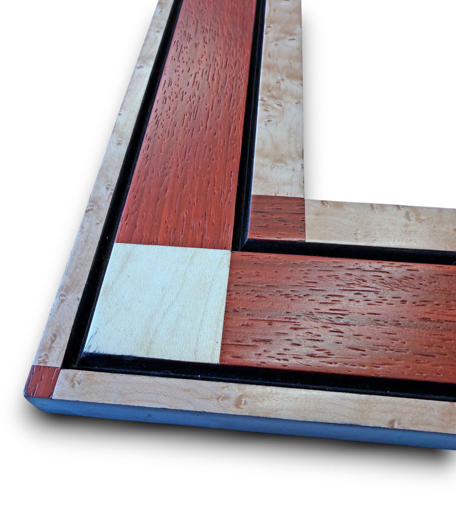 Arcobaleno 90, Placage érable moucheté padouk